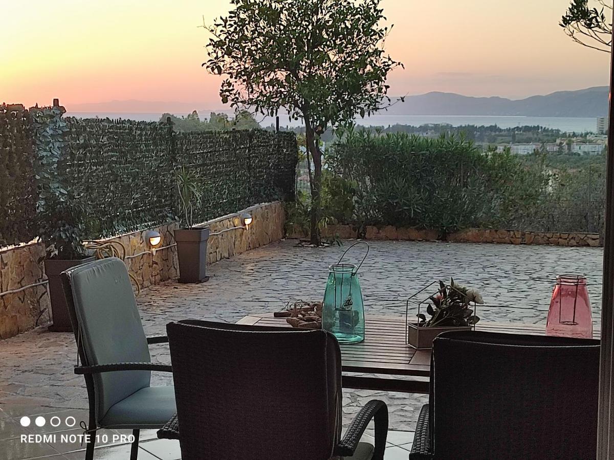 Andrew'S Sunset View Apartment Loutráki Eksteriør billede